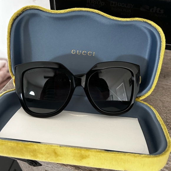 Gucci Sunglasses main image 4